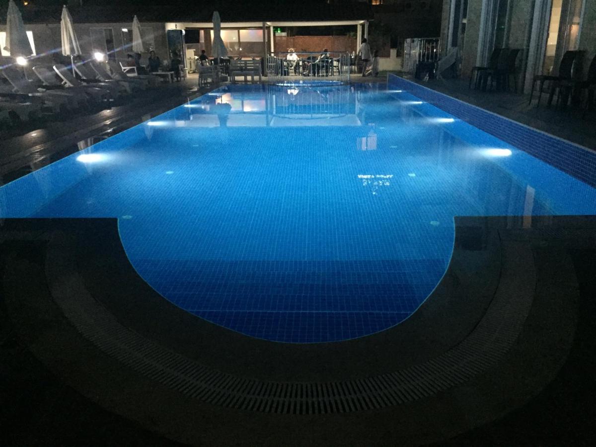 דליאן Vespera Hotel מראה חיצוני תמונה