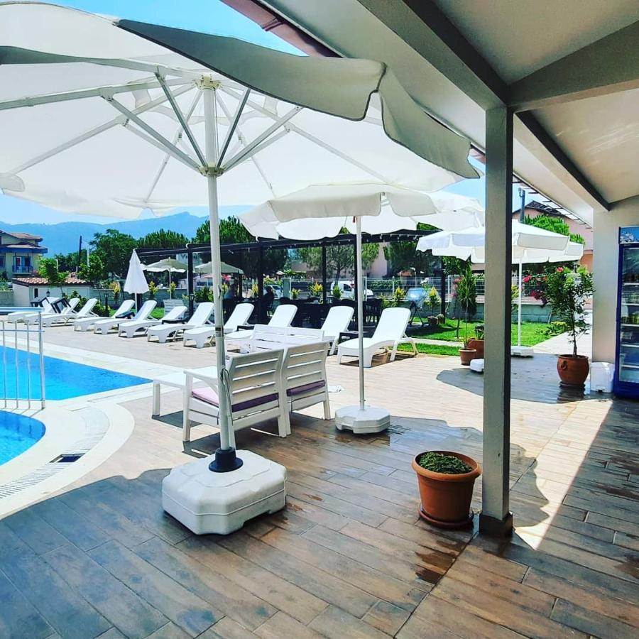 דליאן Vespera Hotel מראה חיצוני תמונה