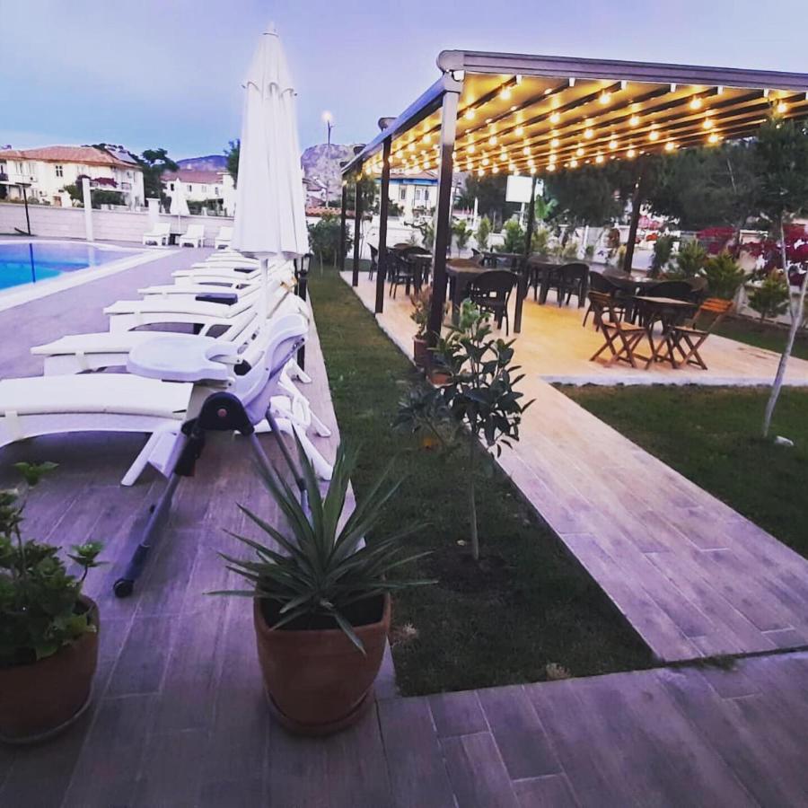 דליאן Vespera Hotel מראה חיצוני תמונה
